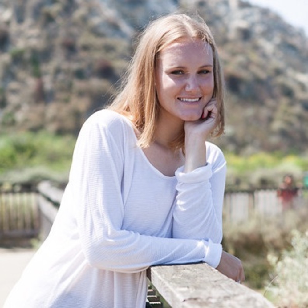 Meet your Posher, Claire